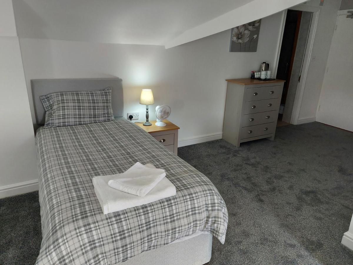 Ambrose Hotel Barrow-in-Furness Екстер'єр фото