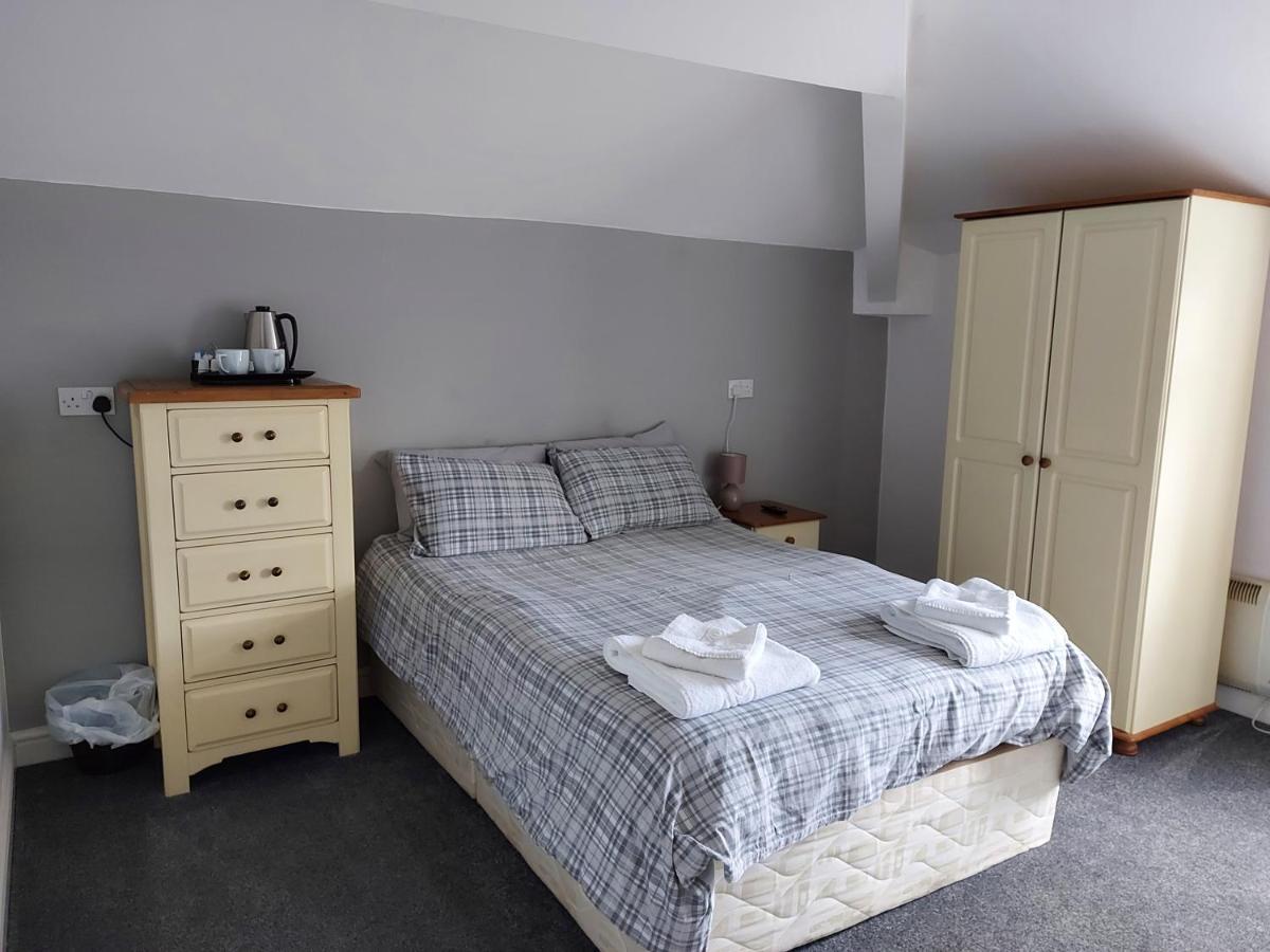 Ambrose Hotel Barrow-in-Furness Екстер'єр фото